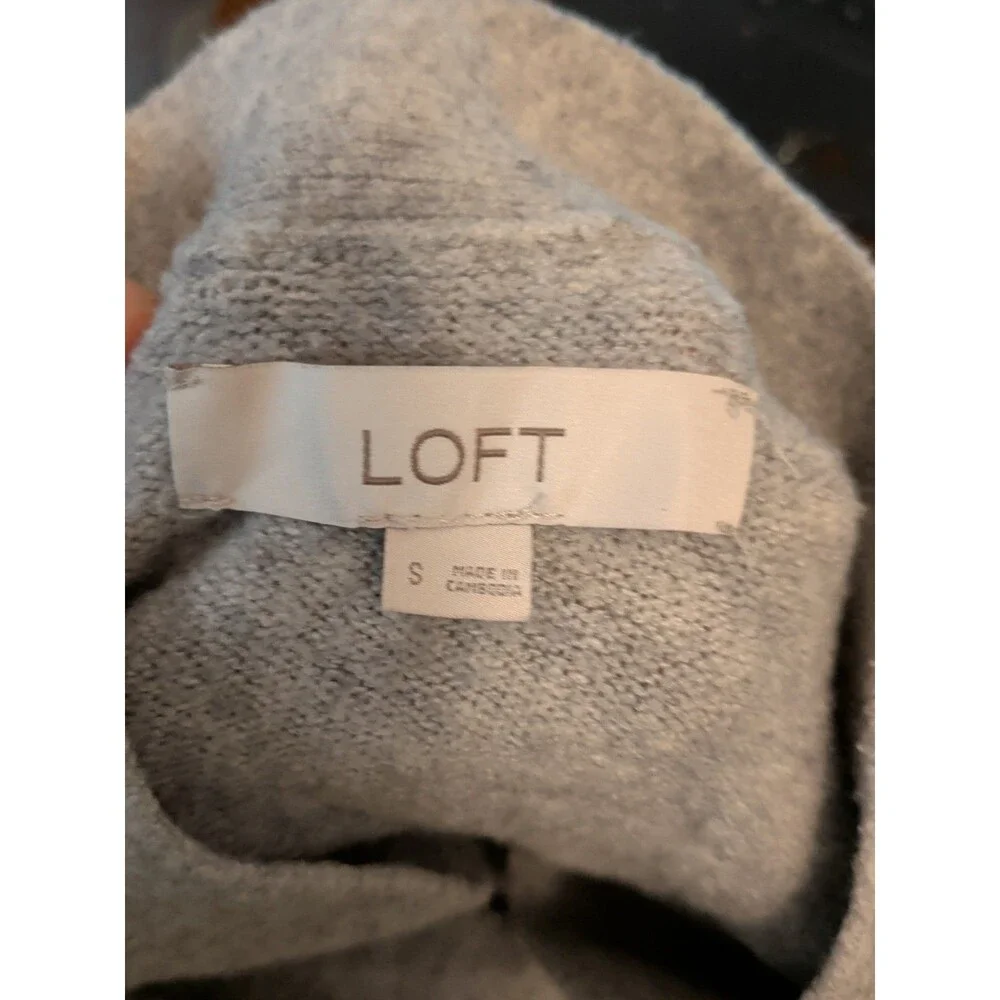 Loft Cardigan Sweater Women's Size Small Gray Button Down
